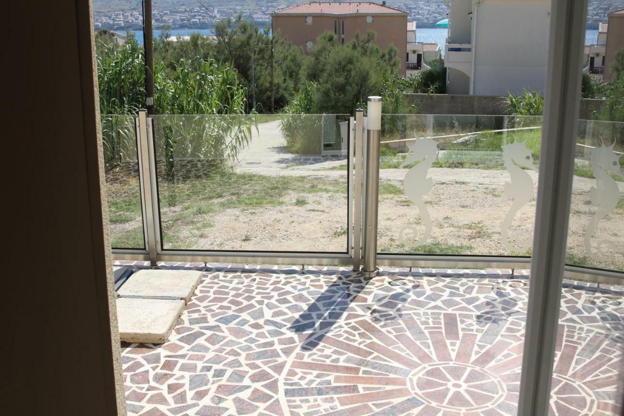 Apartmani Subašić Pag Town Bagian luar foto